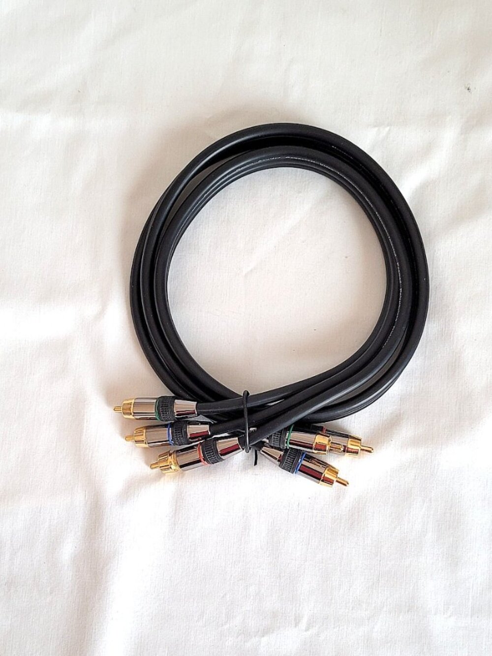 Nexxtech RCA Cable Pair – 3ft Component Video & 3ft Stereo Audio